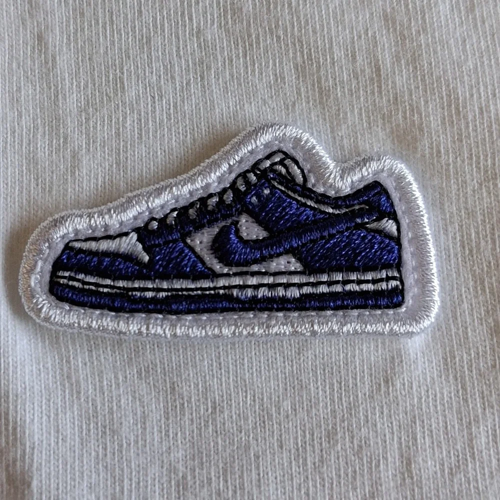 Nike  Max90 Fit Embroidered Air Force T-Shirt Sz M Men's FV3751 100 White EUC‎